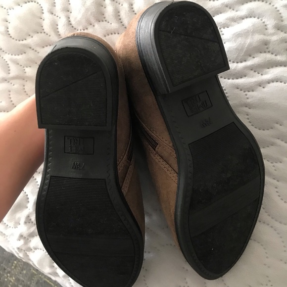 Brown Booties - Picture 5 of 5